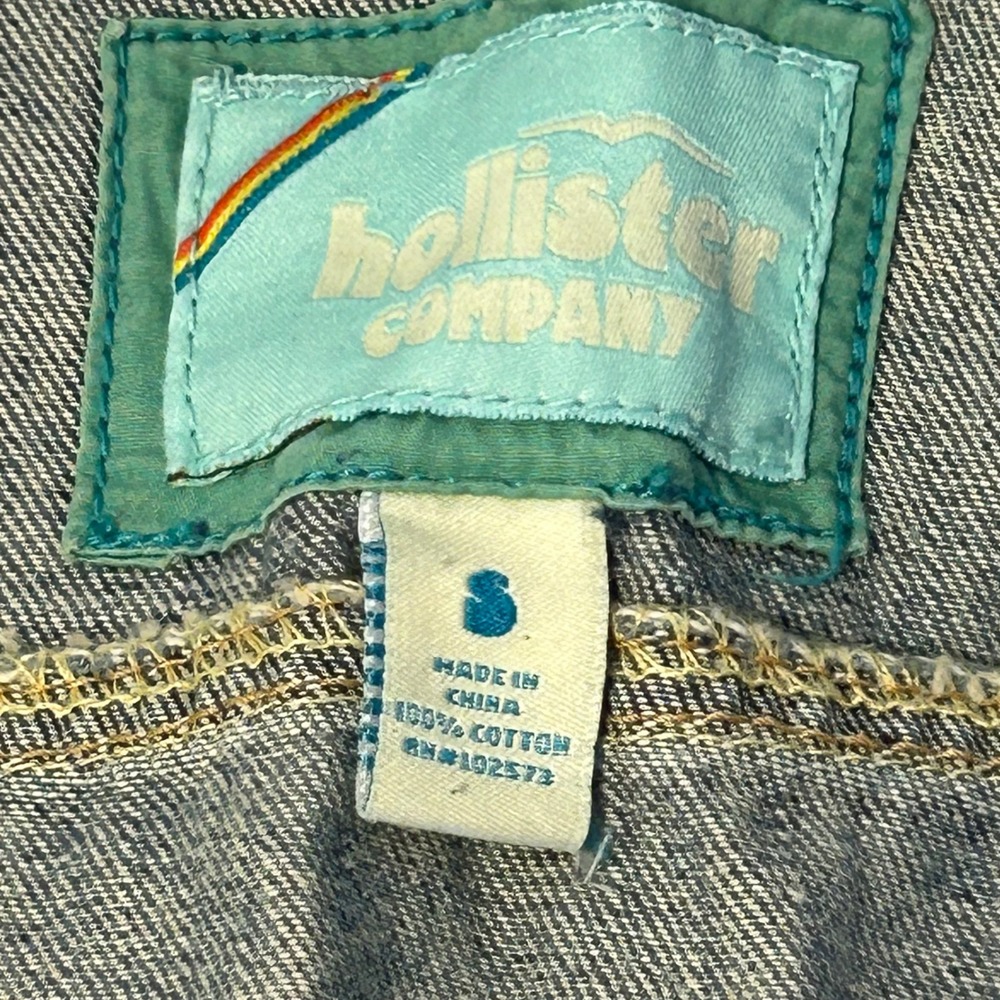 Hollister Cali Embroidered Denim Jacket Women's Size S Palm Trees Flowers Y2K - Picture 6 of 9